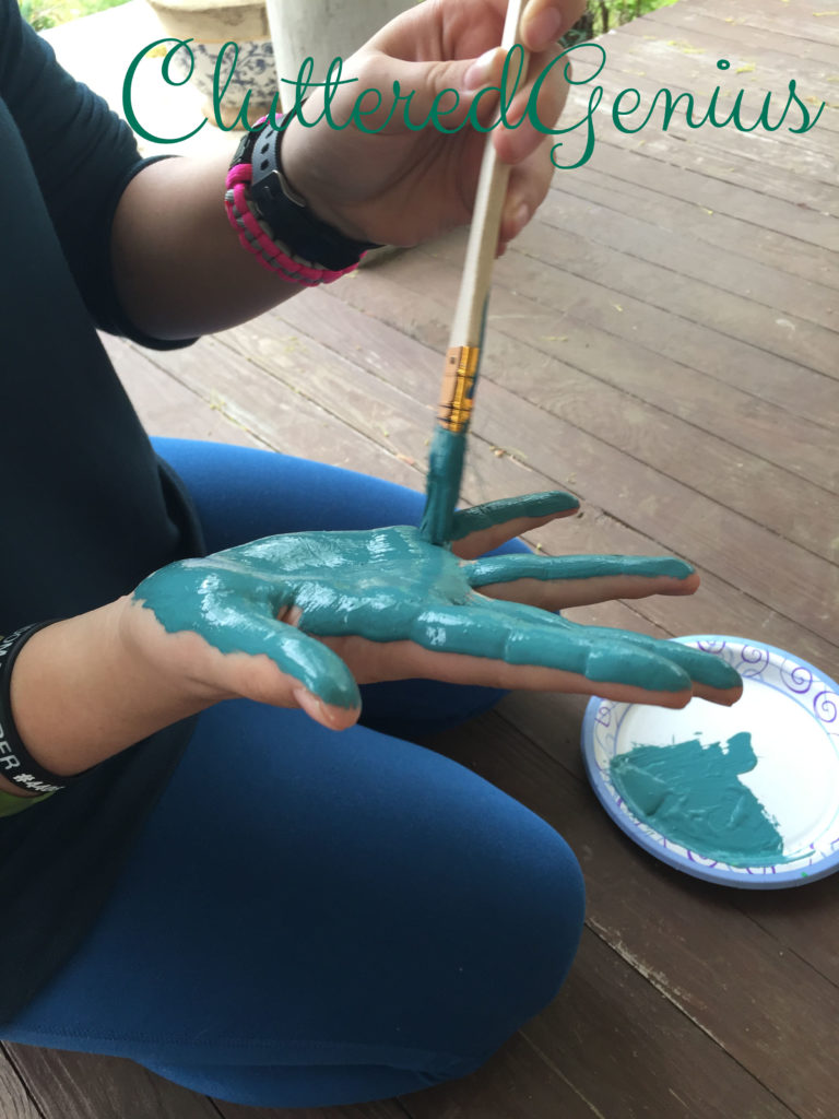 painting hand