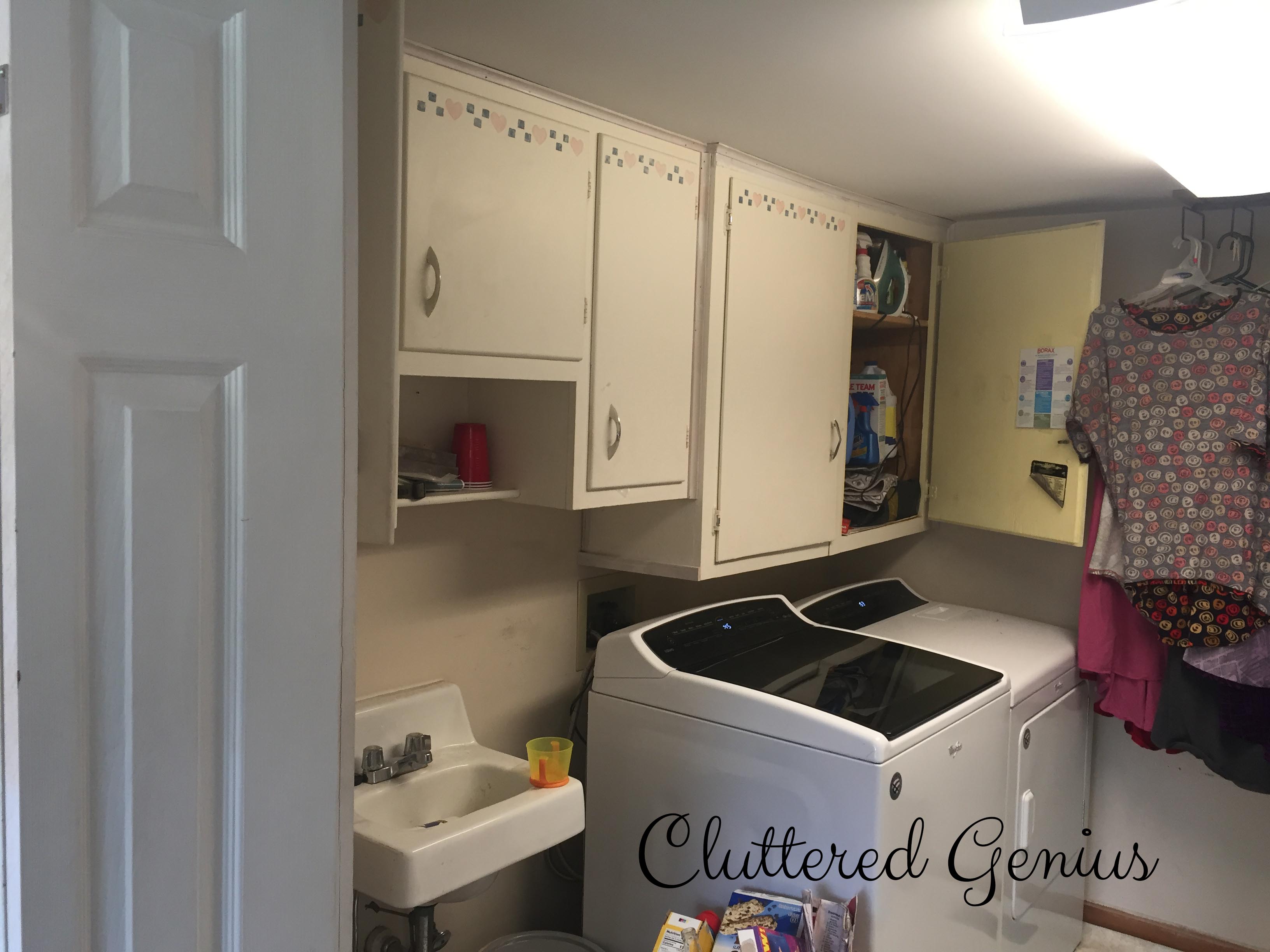 Easy (on-a-budget) Laundry Room Update